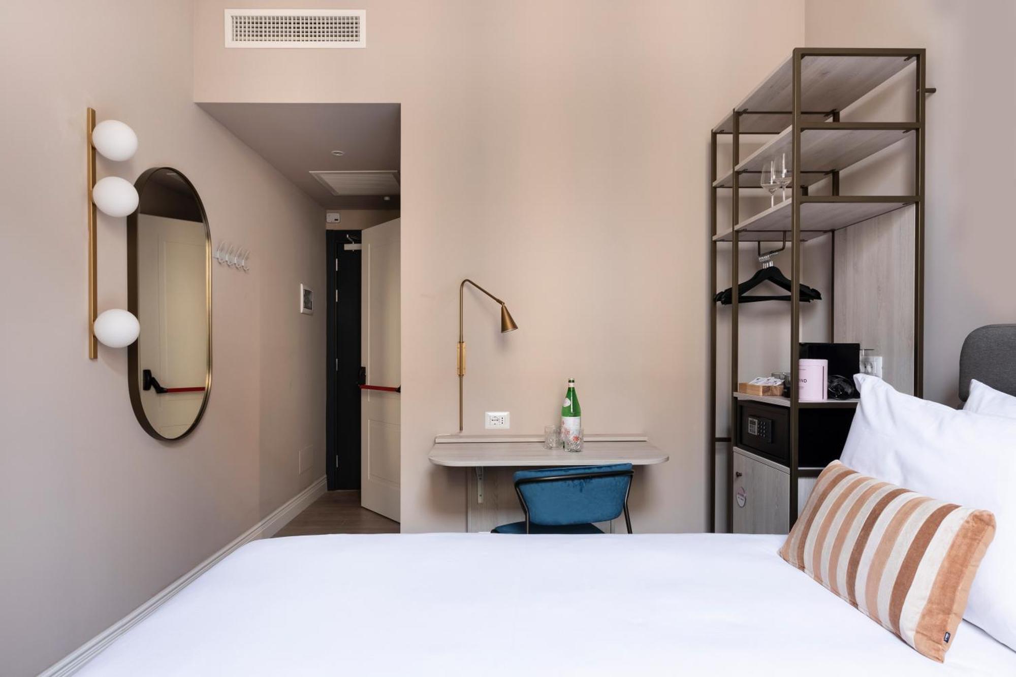 Hotel Numa Linea 3*
